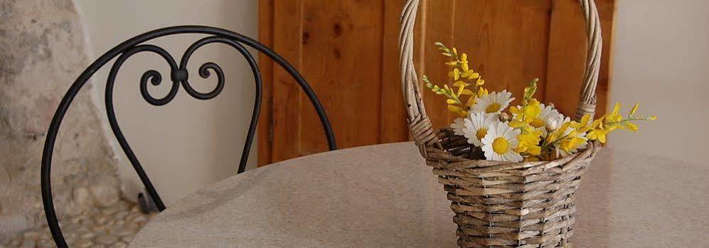 Pietra Rara Apartments Pietramurata Zewnętrze zdjęcie